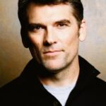 โรเบิร์ต ฟาร์ริเออร์ (Robert Farrior)