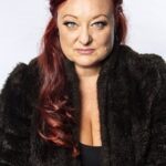 โรบิน สก็อตต์ (Robyn Scott)