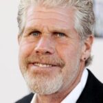 รอน เพิร์ลแมน (Ron Perlman)