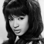 รอนนี่ สเปกเตอร์ (Ronnie Spector)