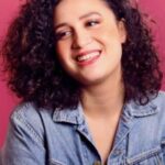 โรส มาตาเฟโอ (Rose Matafeo)