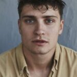 แซม บิวแคนัน (Sam Buchanan)