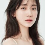 ชิน ฮยุนบิน (Shin Hyun-been)