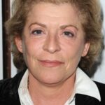 ซูซานน์ เบอร์ทิช (Suzanne Bertish)