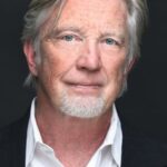 ทอม โนวิกกี้ (Tom Nowicki)