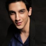 เวดังไรนา (Vedang Raina)