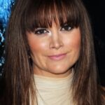 อลิซ พาร์กินสัน (Alice Parkinson)