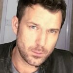 วิล ทราวัล (Wil Traval)