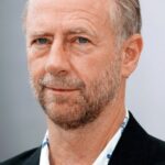 แซนเดอร์ เบิร์กลีย์ (Xander Berkeley)