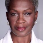 ยานนา แมคอินทอช (Yanna McIntosh)