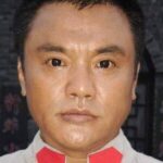 จาง ฉิวเกอ (Zhang Qiuge)