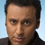 อาซิฟ มานดวี (Aasif Mandvi)