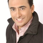 อาดาล ราโมนส์ (Adal Ramones)