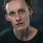 อดัม ยัง (Adam Young)