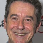 เอเดรียน ลูคิส (Adrian Lukis)