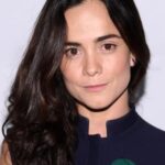 อลิซ บราก้า (Alice Braga)