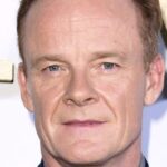 อลิสแตร์ เพทรี (Alistair Petrie)