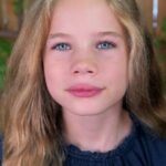 อโลน่า เจน ร็อบบินส์ (Alona Jane Robbins)