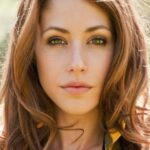อแมนดา ครูว์ (Amanda Crew)