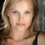 แอมเบอร์ เคลย์ตัน (Amber Clayton)