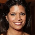อันเดรีย นาเวโด (Andrea Navedo)