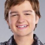 แองกัส ที. โจนส์ (Angus T. Jones)
