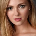 แอนนาโซเฟีย ร็อบบ์ (AnnaSophia Robb)