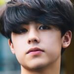 แอนโธนี่ บุสเซเรต์ (Anthony Buisseret)