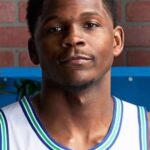 แอนโธนี่ เอ็ดเวิร์ดส์ (Anthony Edwards)