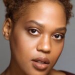 แอนโทเน็ตต์ โครว์-เลกาซี (Antoinette Crowe-Legacy)