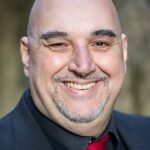 อันโตนิโน อิอูโอริโอ (Antonino Iuorio)