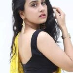 อนุชกา เกาชิก (Anushka Kaushik)