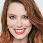 เอพริล โบลว์บี้ (April Bowlby)