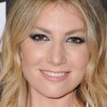 อารี เกรย์นอร์ (Ari Graynor)
