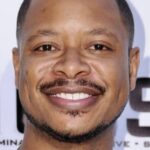 อาร์เจย์ สมิธ (Arjay Smith)