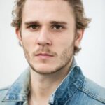 อารอน ฟอน อันเดรียน (Aron von Andrian)