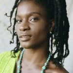 แอชลีย์ โรมันส์ (Ashley Romans)