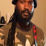 แอสตัน บาร์เร็ตต์ จูเนียร์ (Aston Barrett Jr.)