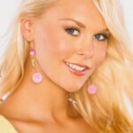 เอเธน่า ลุนด์เบิร์ก (Athena Lundberg)