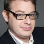 อักเซล คูเชวัตสกี้ (Axel Kuschevatzky)