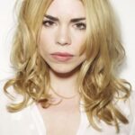บิลลี่ ไพเพอร์ (Billie Piper)