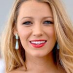 เบลค ไลฟ์ลี่ (Blake Lively)