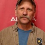 บ๊อบ ทาราสุข (Bob Tarasuk)