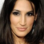 บรู๊ค สเตซี่ มิลส์ (Brooke Stacy Mills)