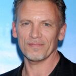 คัลลัม คีธ เรนนี่ (Callum Keith Rennie)
