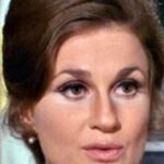 แครอล อีฟ รอสเซน (Carol Eve Rossen)