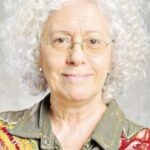 เซซิเลีย โฮเมม เดอ เมลโล (Cecília Homem de Mello)