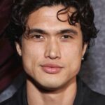 ชาร์ลส์ เมลตัน (Charles Melton)