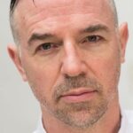 ชาร์ลี ครีด-ไมล์ส (Charlie Creed-Miles)