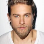 ชาร์ลี ฮันแนม (Charlie Hunnam)